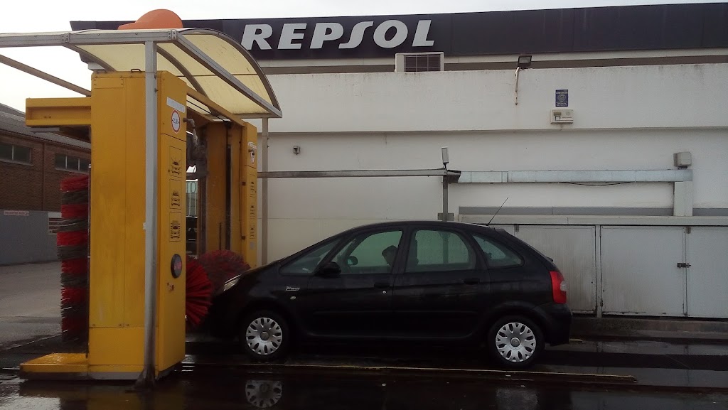Estacion de Servicio Repsol — Surtidor de combustible
