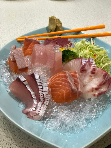 上班中日式料理 的照片