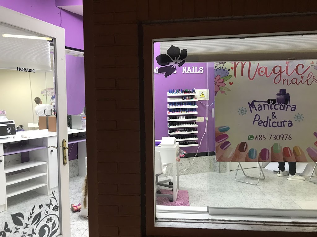Magic Nails