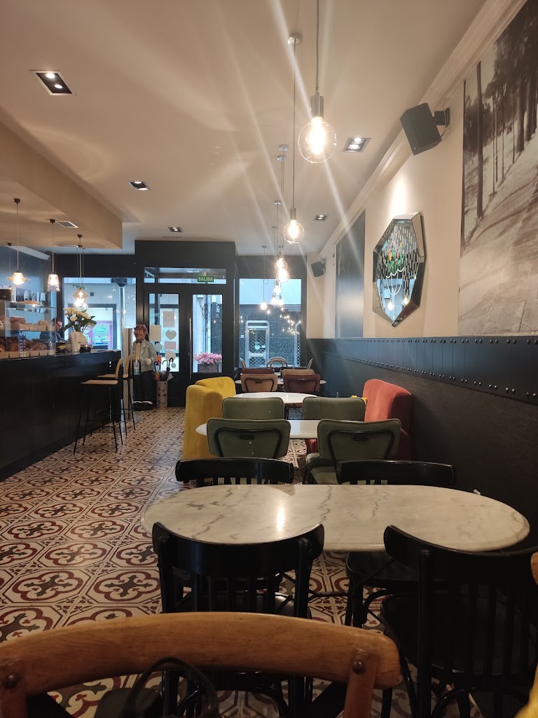 Valle Inclan Cafe — Ambiente