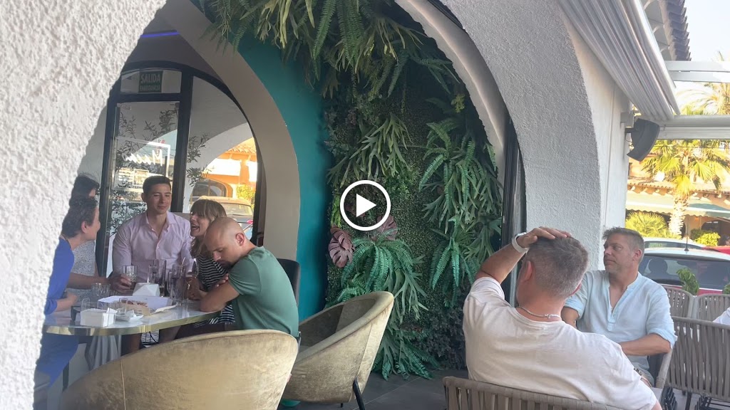 Macao Lounge Bar — Ambiente