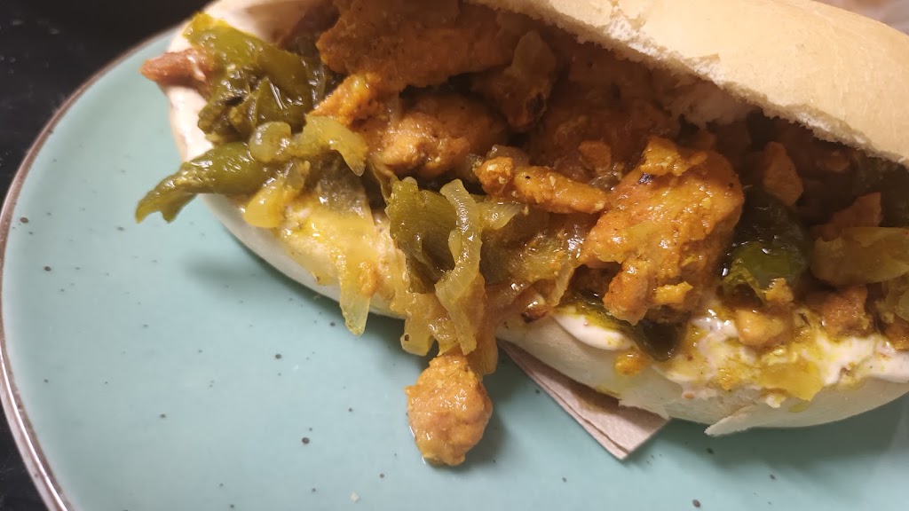 Restaurante L'aixobar — Comida y bebida
