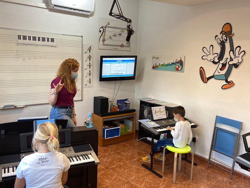 Escuela de Musica Musicaeduca Juventudes Musicales de Alcala de Henares — Piano