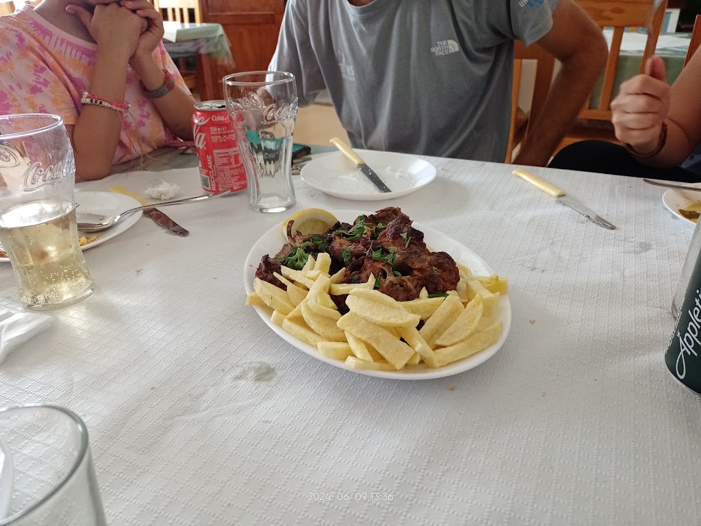 Guachinche La Mercadela — Comida y bebida
