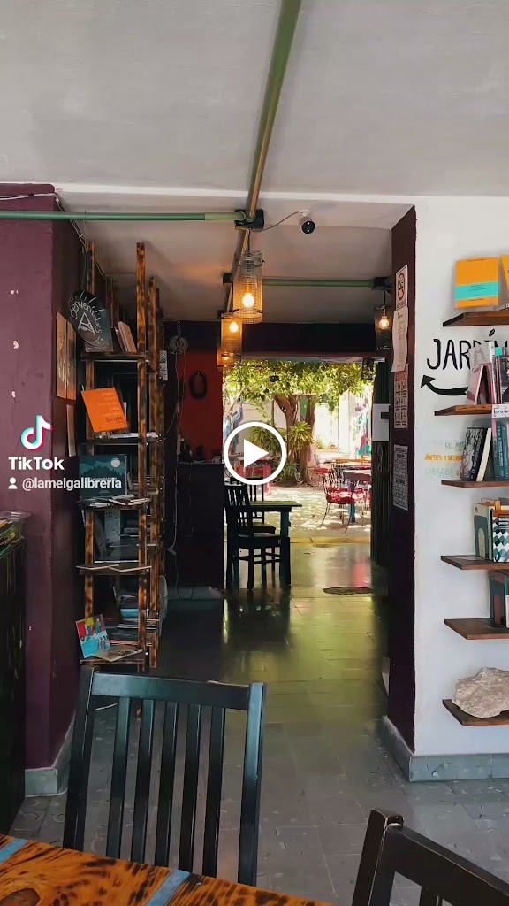 La Meiga - Libreria Feminista