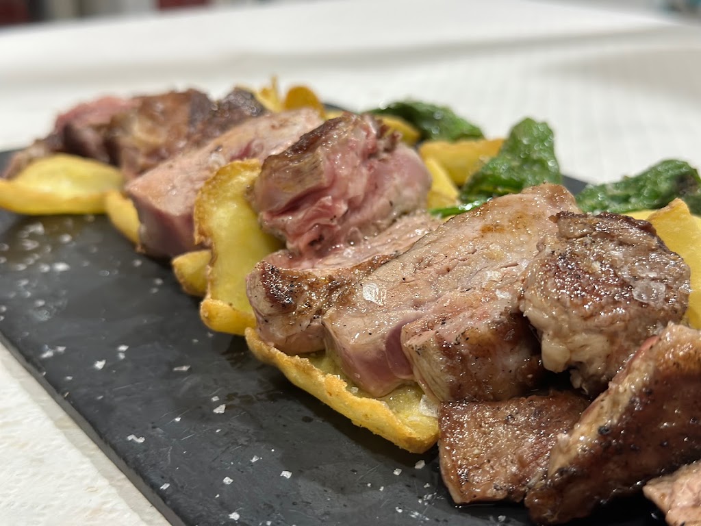 Restaurante Pay Pay — Comida y bebida