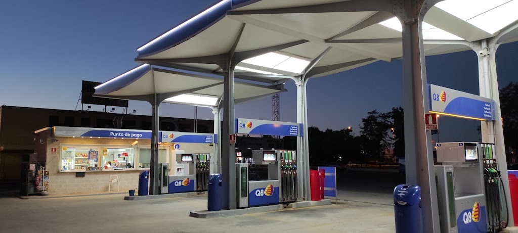 Q8 Gasolinera Torrevieja — Estacion de servicio