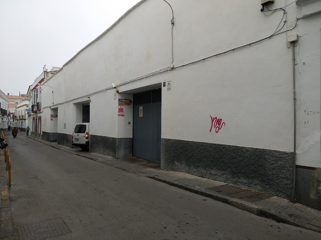 PARKING CALLE CARMEN VIEJO No25 Y No29 HOTEL BARRAMEDA