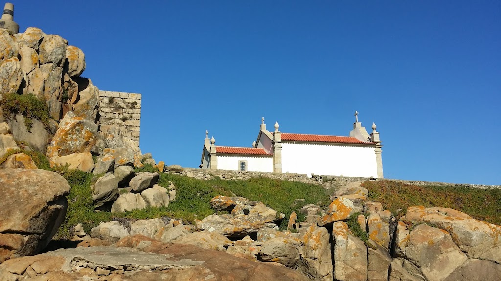 Capela da Boa Nova / Capela de Sao Clemente das Penhas