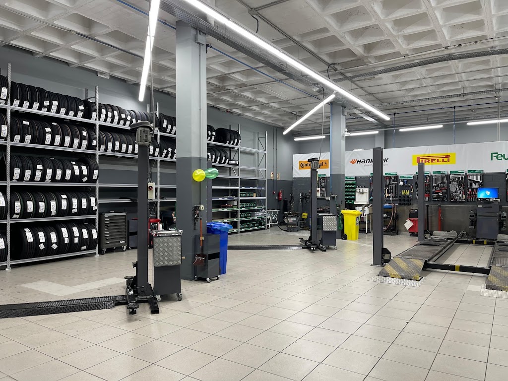 Feu Vert Benidorm — Interior