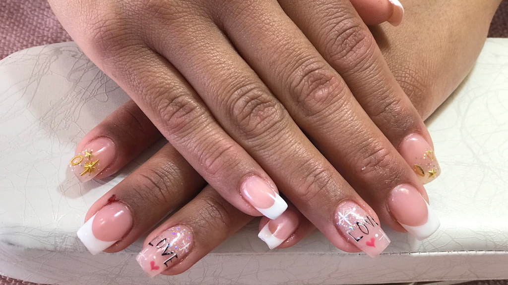 Tifany centro de estetica — Manicura