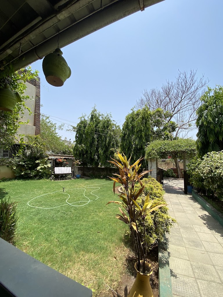 Aarvi Hair And Beauty Care