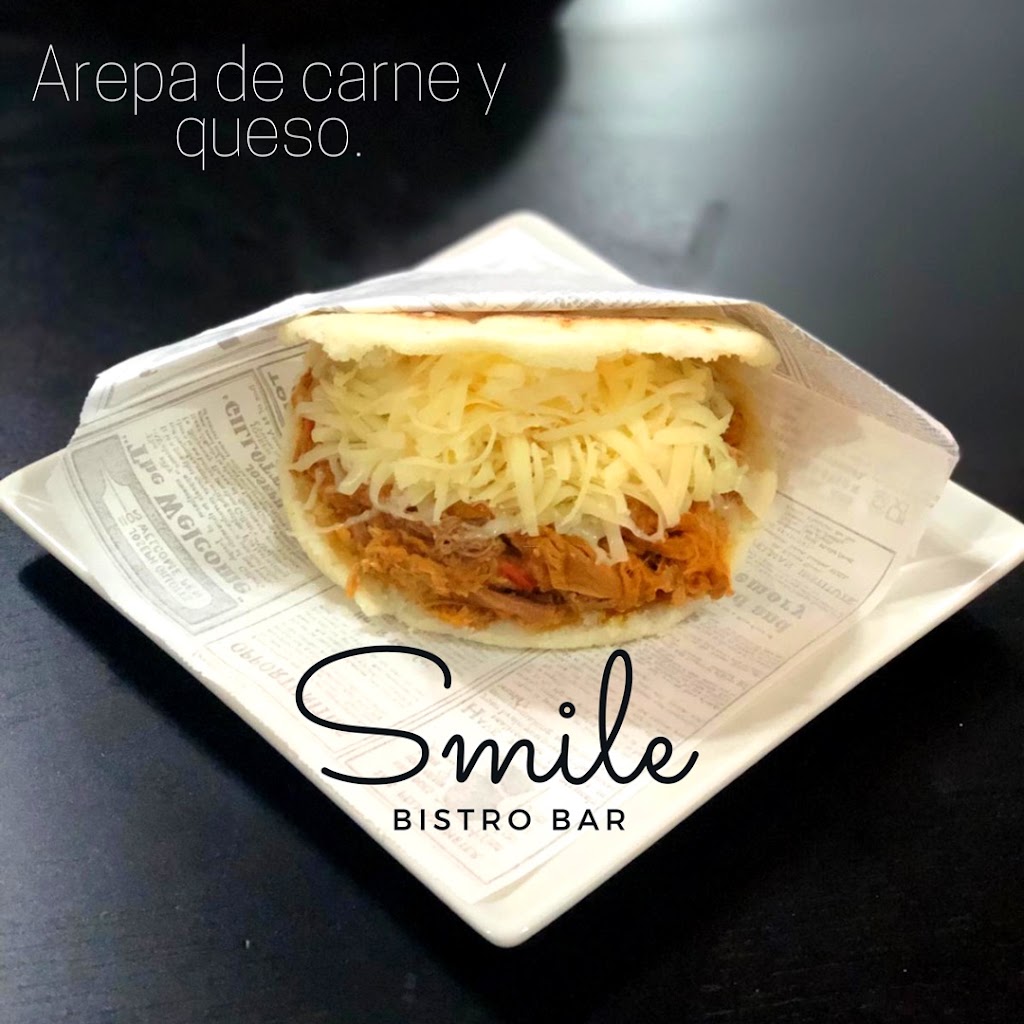 Smile Bistro Bar (coffe - bar) — Comida y bebida