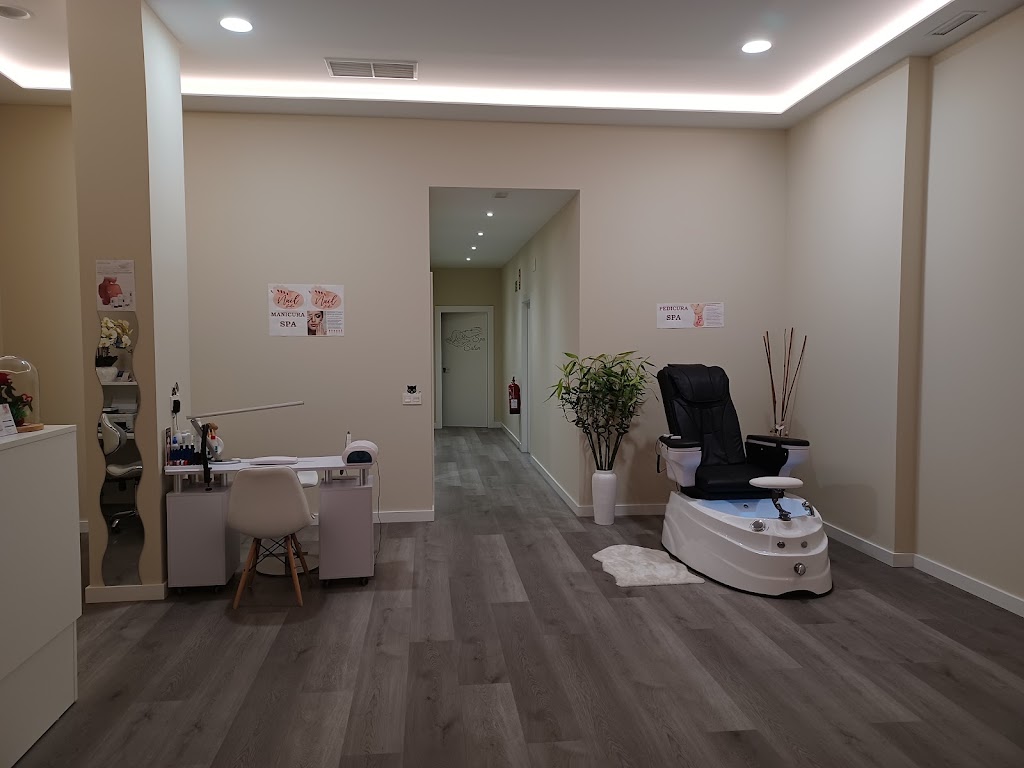 AUREA BEAUTY CENTER — Interior