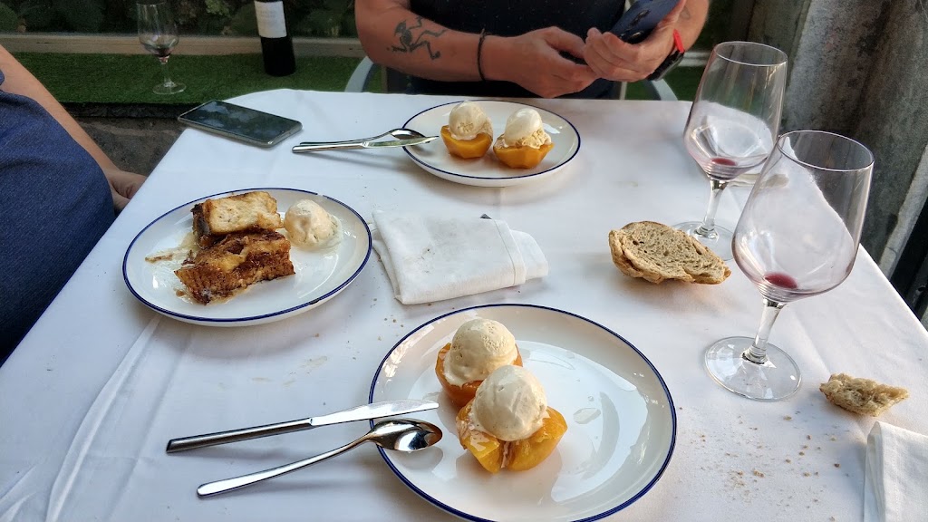 Restaurante Arkupe — Comida y bebida