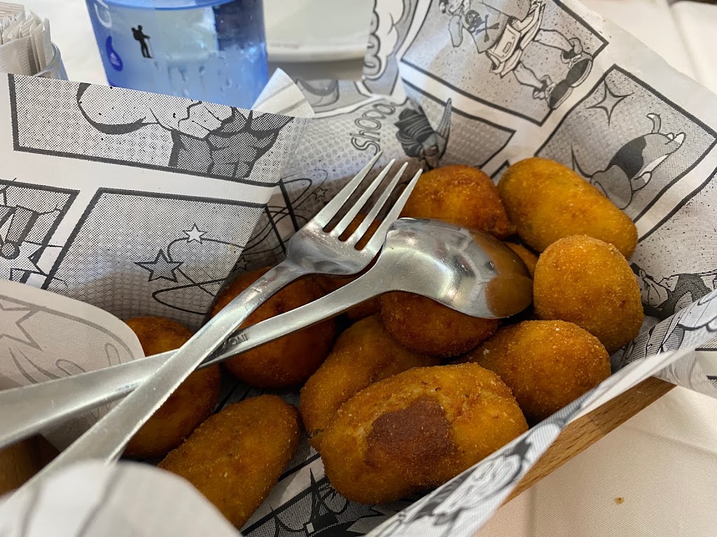 Restaurante San Isidro — Comida y bebida