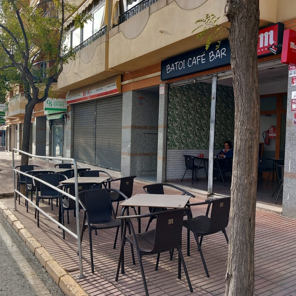Batoi Cafe Bar