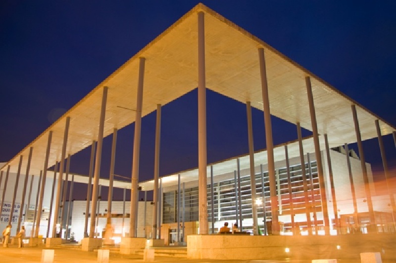 Biblioteca Municipal "Miguel Hernandez" de Collado Villalba.
