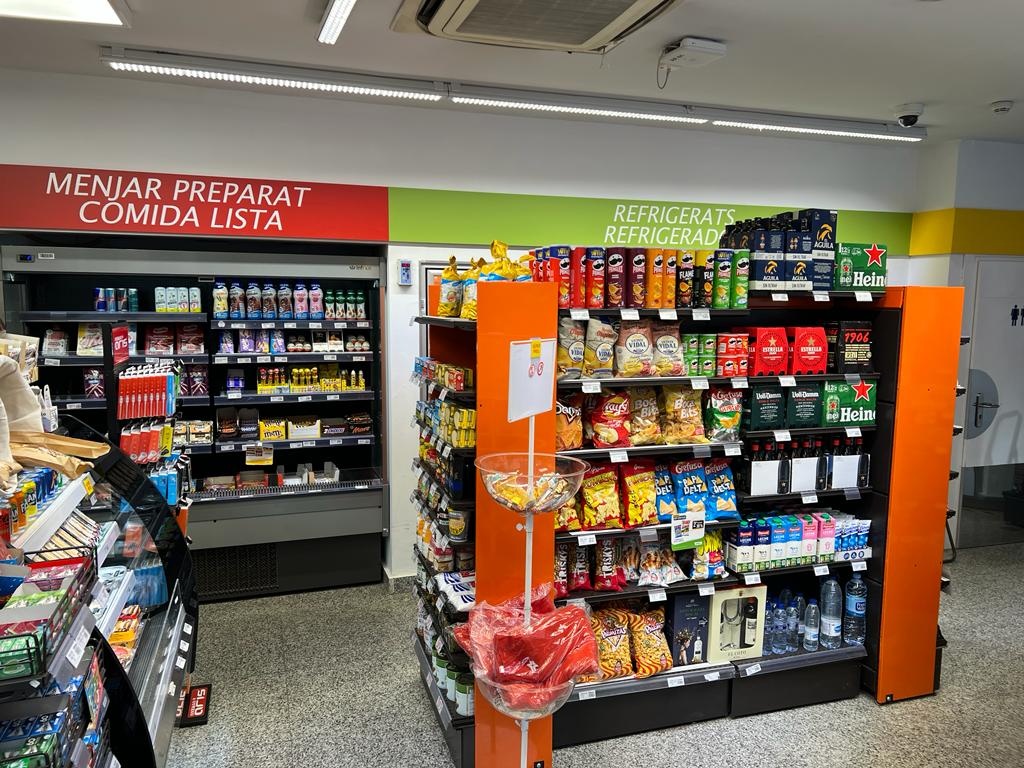 Estacion de servicio Cepsa — Del propietario