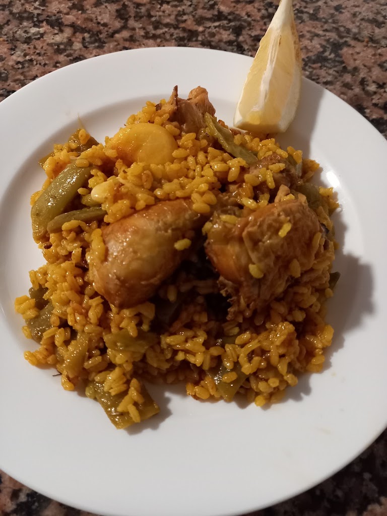 LA MARIA — Paella