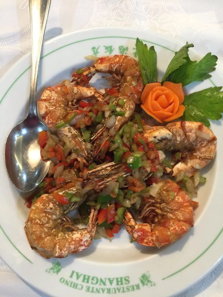Restaurant Xines Shanghai — Comida y bebida