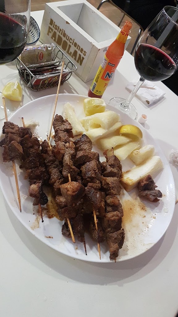 Bar Cafeteria "POCHOLA"