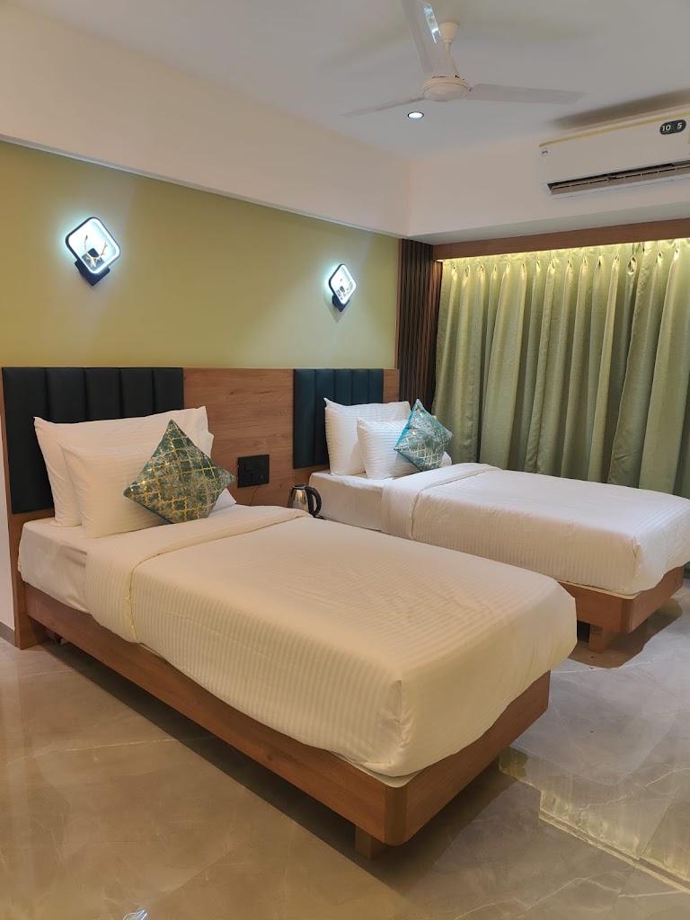 Hotel Vaishnavi Heights
