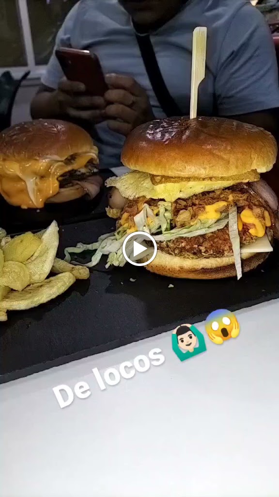 Bar Chico — Comida y bebida