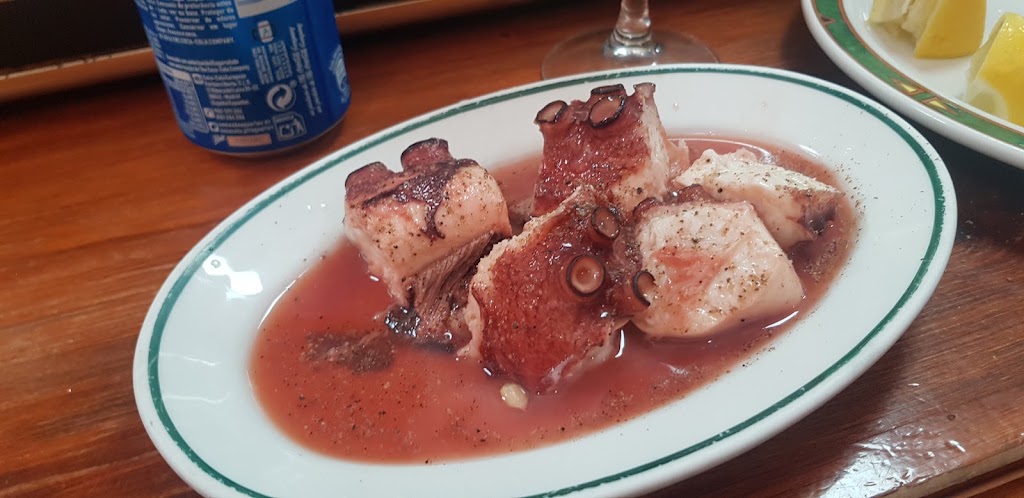 Meson La Perla — Comida y bebida