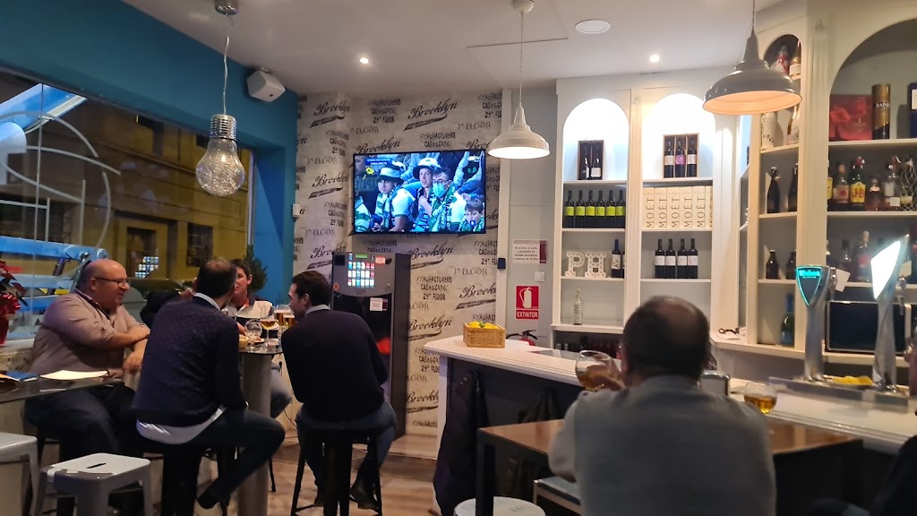 PH - Cafe, Tapas & Copas