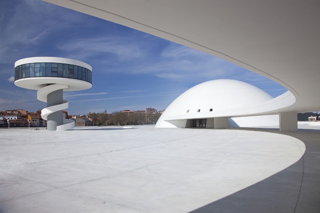 Centro Niemeyer — Del propietario