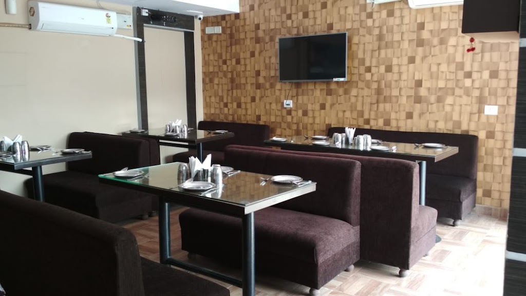 Chawlas Family Restaurant Durgapura Tonk Road