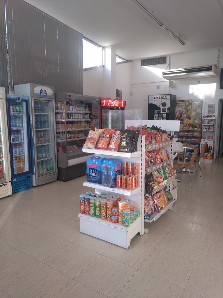 SHELL La Roca — Interior