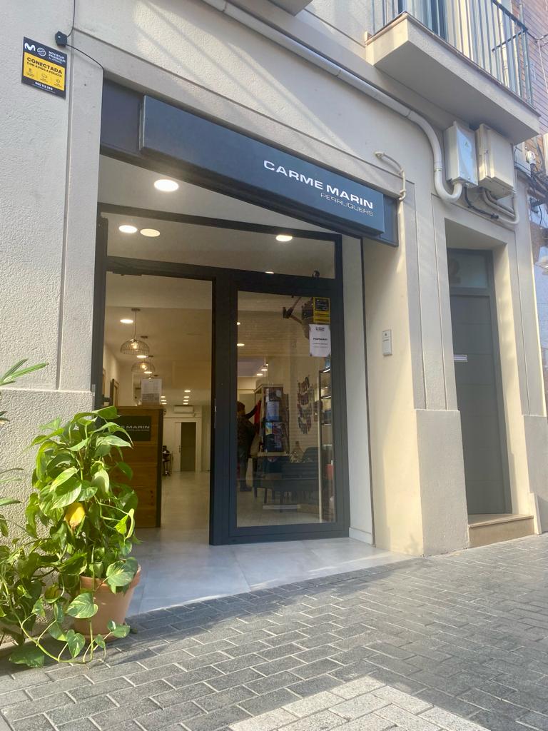 Carmen Marin Peluqueria y Estetica — Exterior