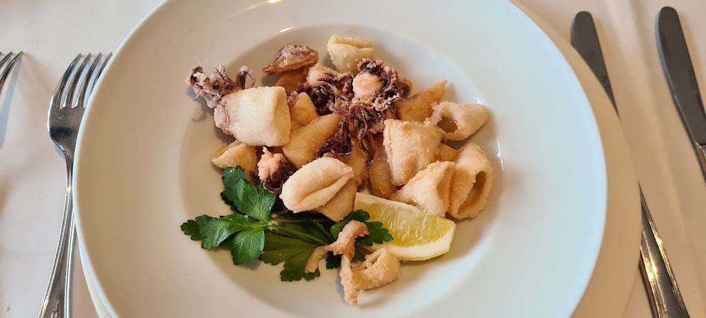 Iris Gallery Restaurante — Comida y bebida