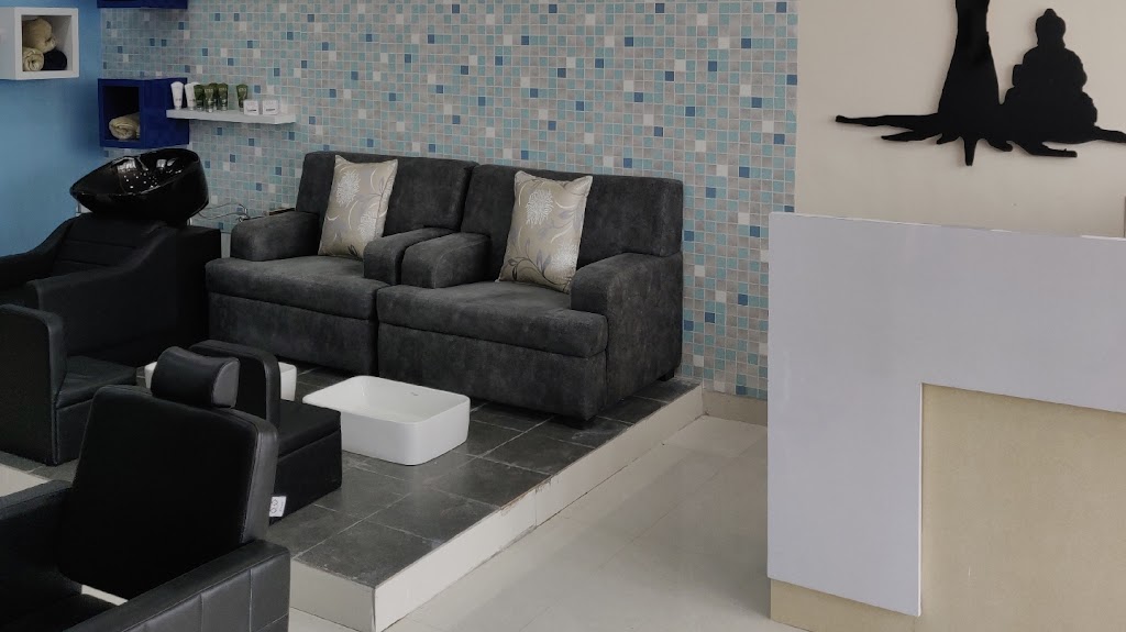 Strands Scissors Unisex Salon