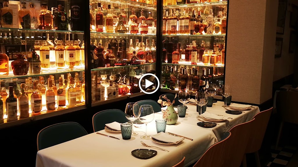 Restaurante Victor Montes — Videos