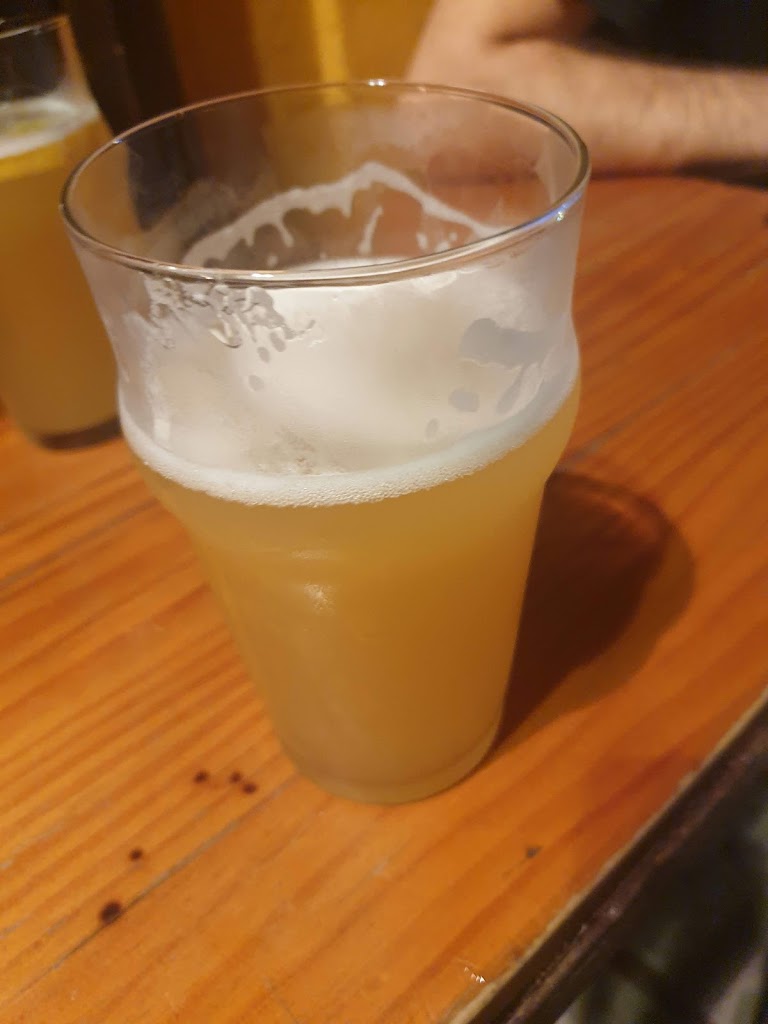Bar 4 Copas — Comida y bebida