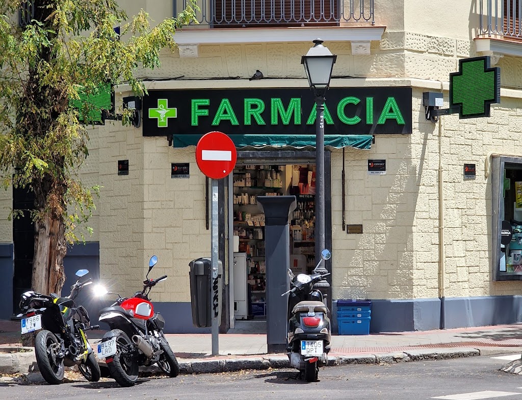 Farmacia Ayala 53 ( Dra. Leonor Huete Gonzalez )