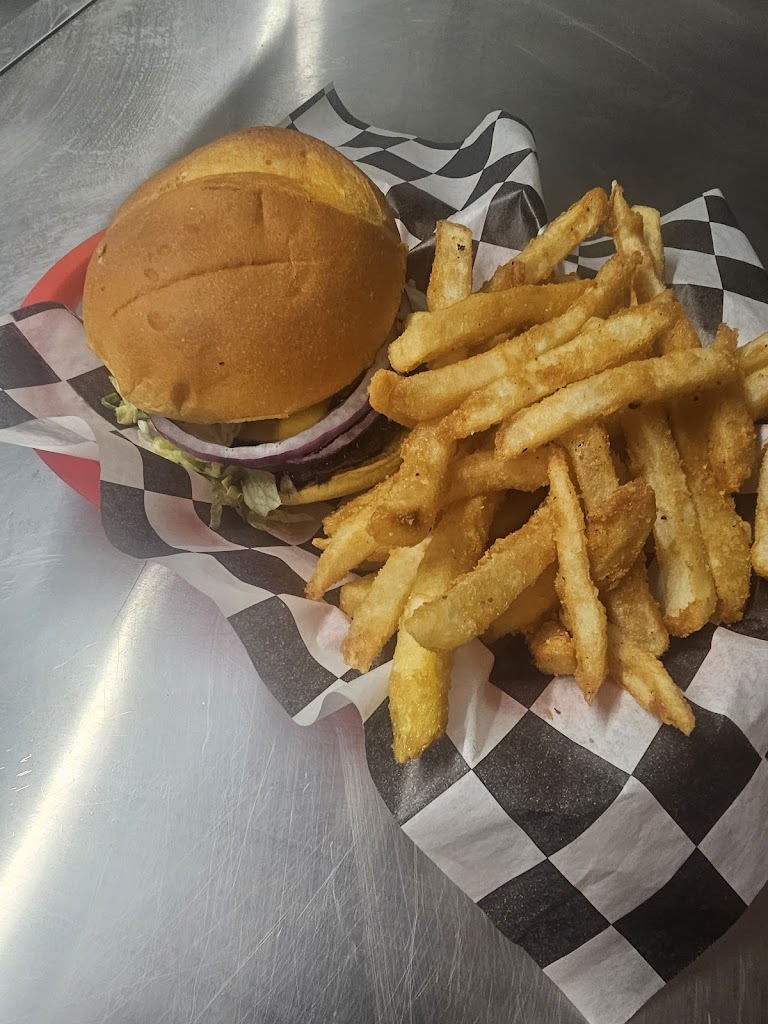  Station 136 Kitchen & Cocktails