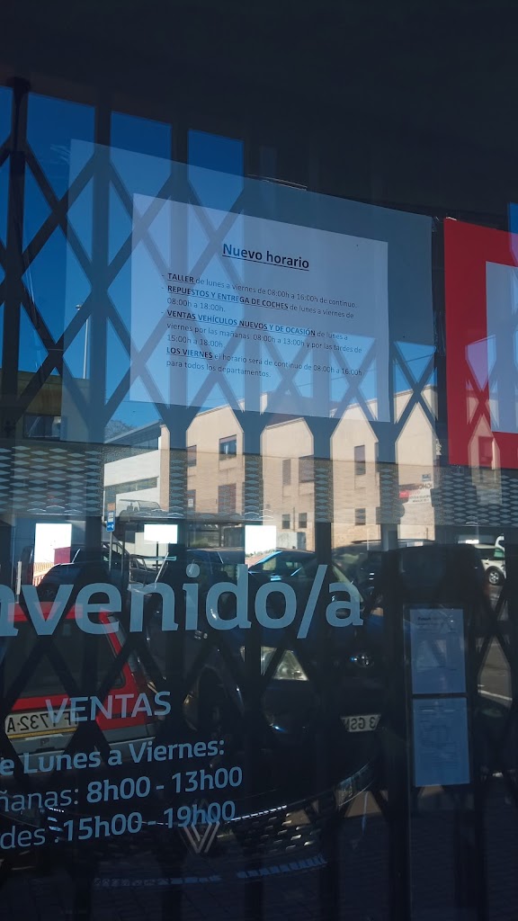 AUTOS ARMANDO DORTA S.L Dacia DEALER