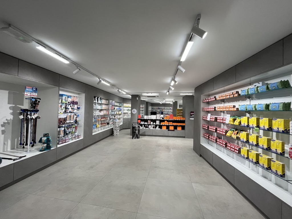 Farmacia Troyano. 365 dias casi de guardia 12 horas en Baeza — Mas recientes