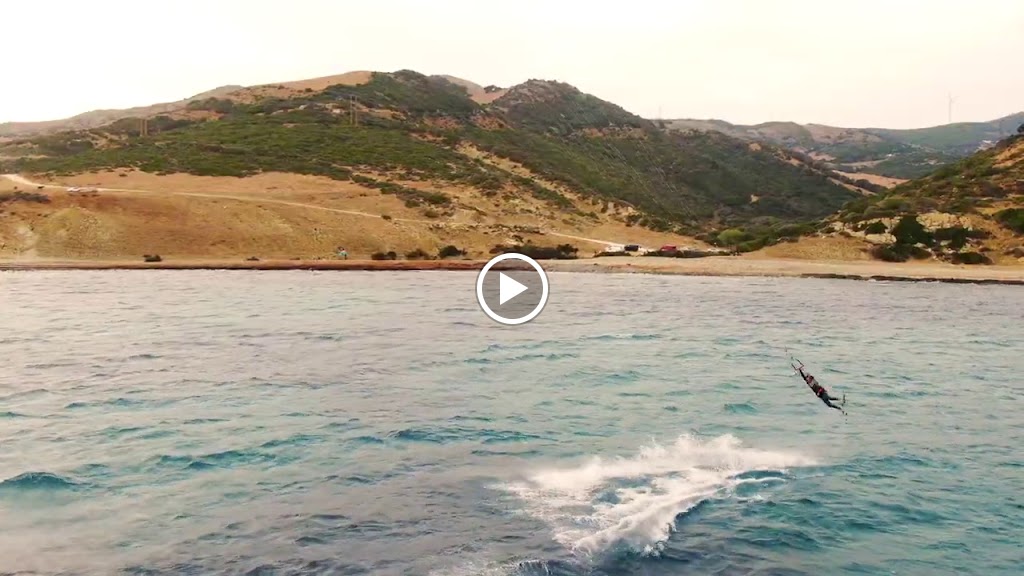 Escuela de Kitesurf Freeride Tarifa — Videos