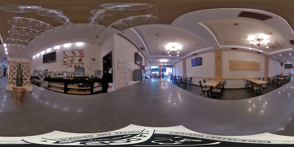 Bar La Dona — Street View y 360deg