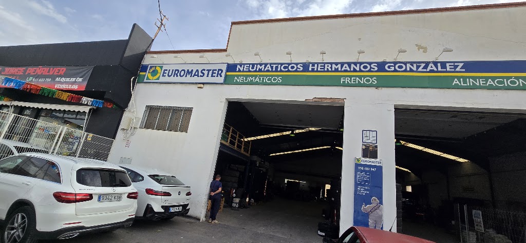 Euromaster Motril Suc. Hermanos Gonzalez — Exterior