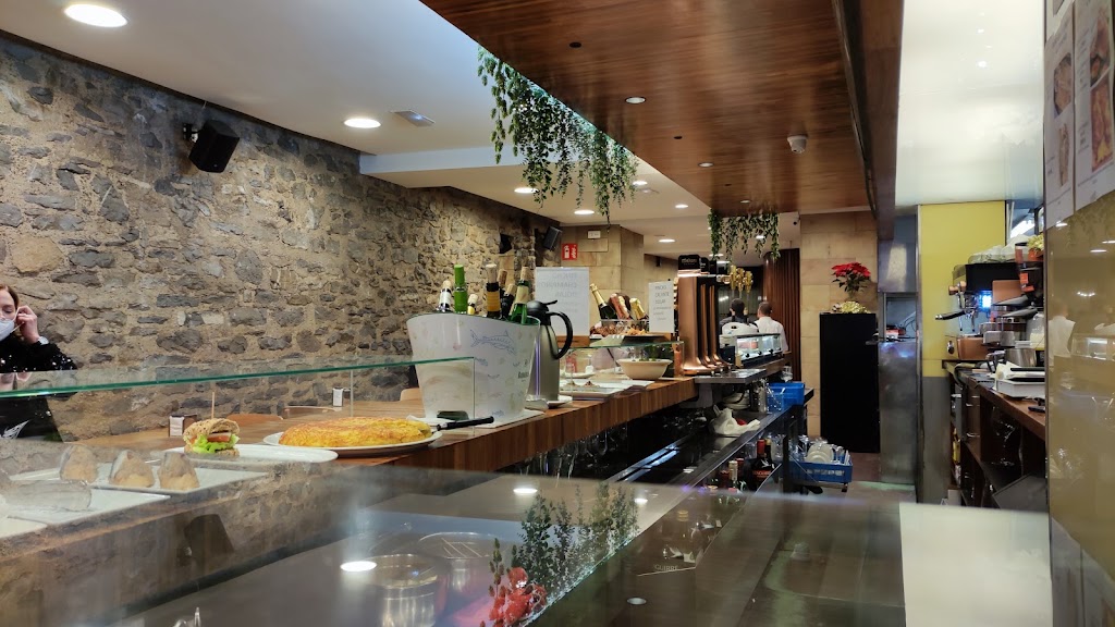Dolar Gastrobar — Ambiente