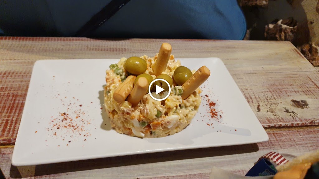 Tasca Les Monges — Videos