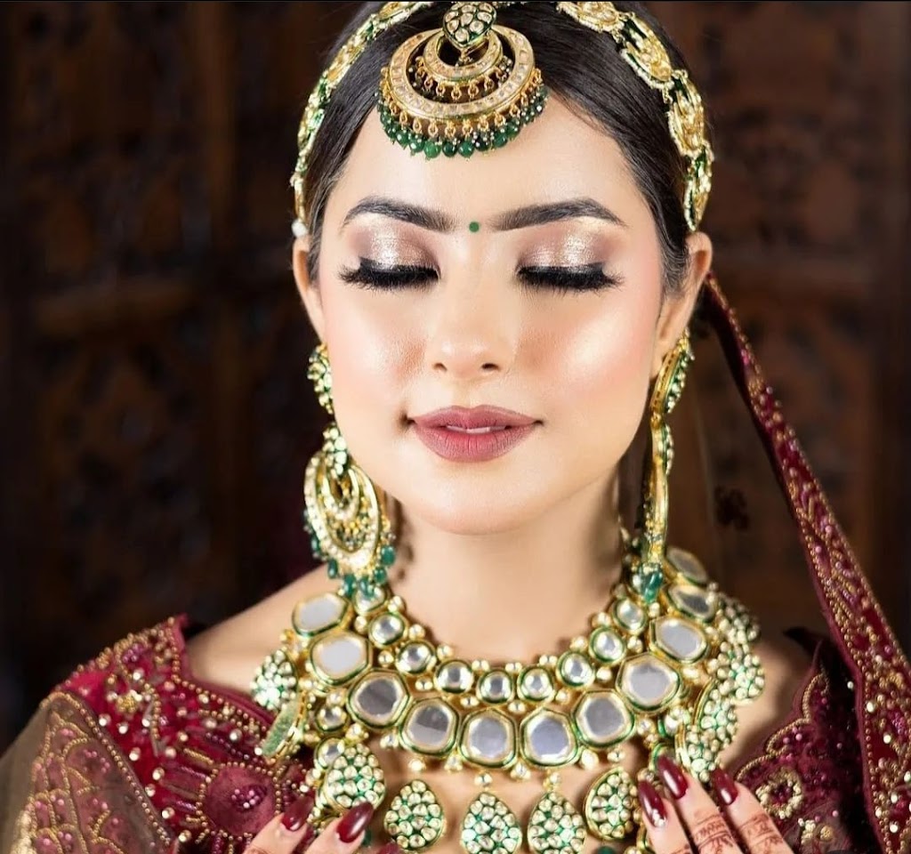 Deepika Sanwal Makeup Studio Luxurious Ladies Salon And Academy Best Salon Hair Smoothening Bridal Makeup