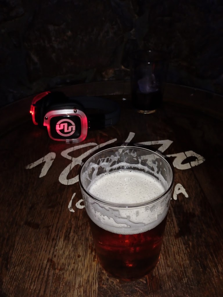 Bar Taberna la Bodega — Comida y bebida