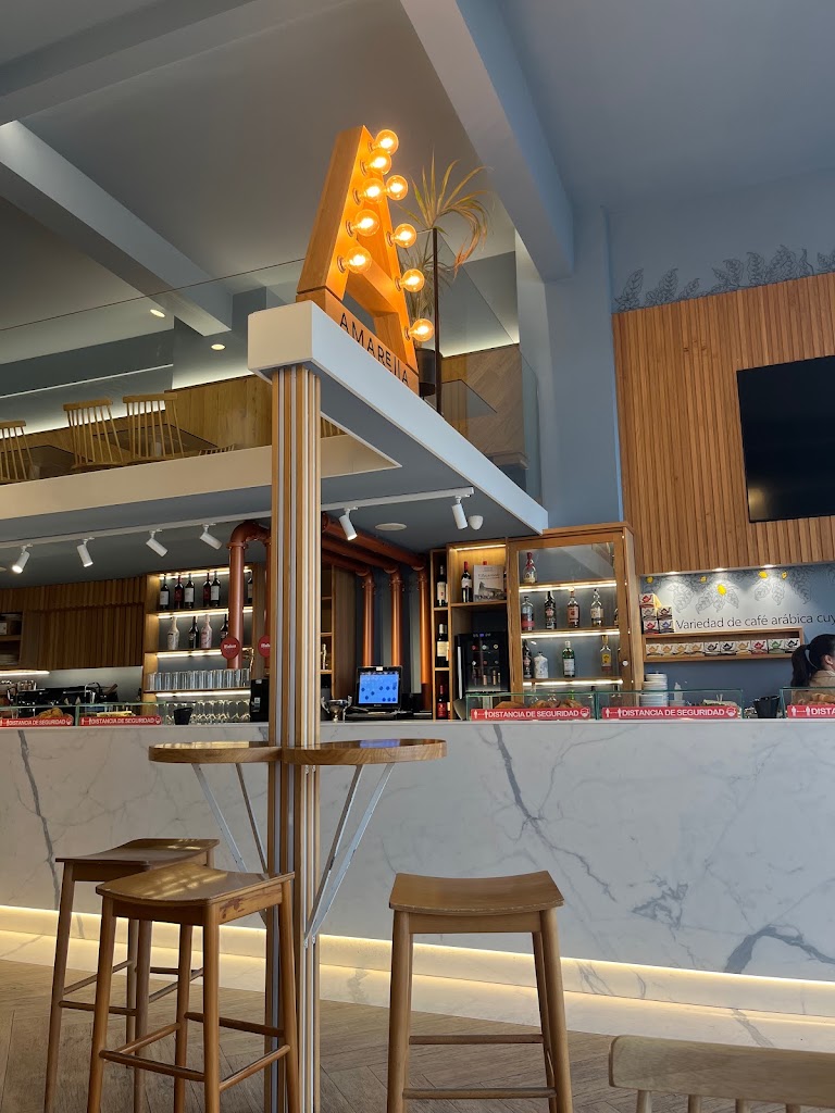 Amarella Cafe & Bistro — Ambiente